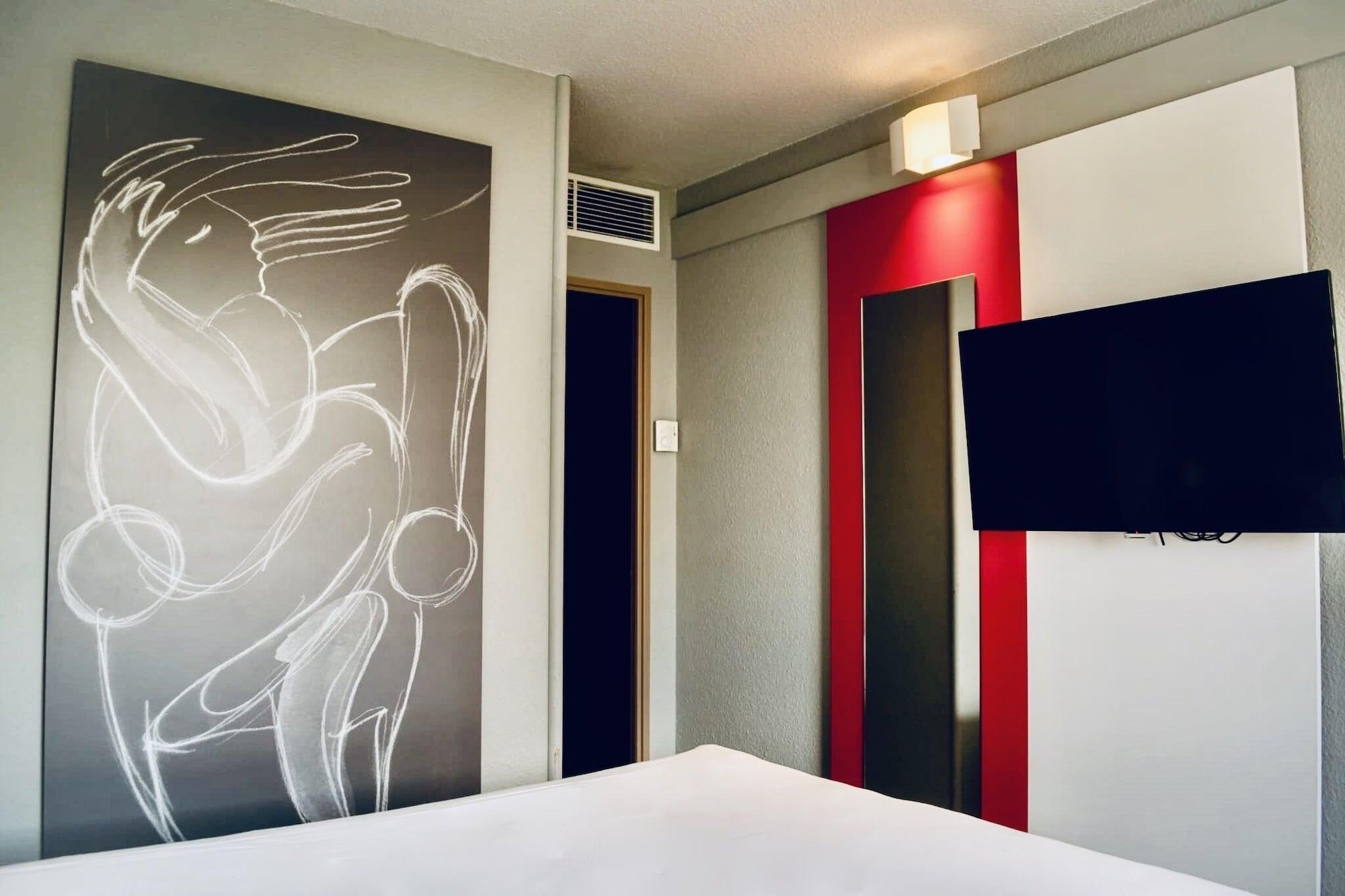 Hotel ibis Strasbourg Aéroport Le Zénith Lingolsheim Esterno foto